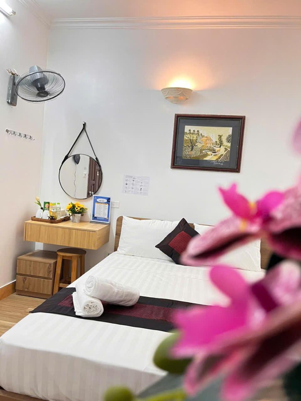 Fortuna Homestay Hanoi Bagian luar foto