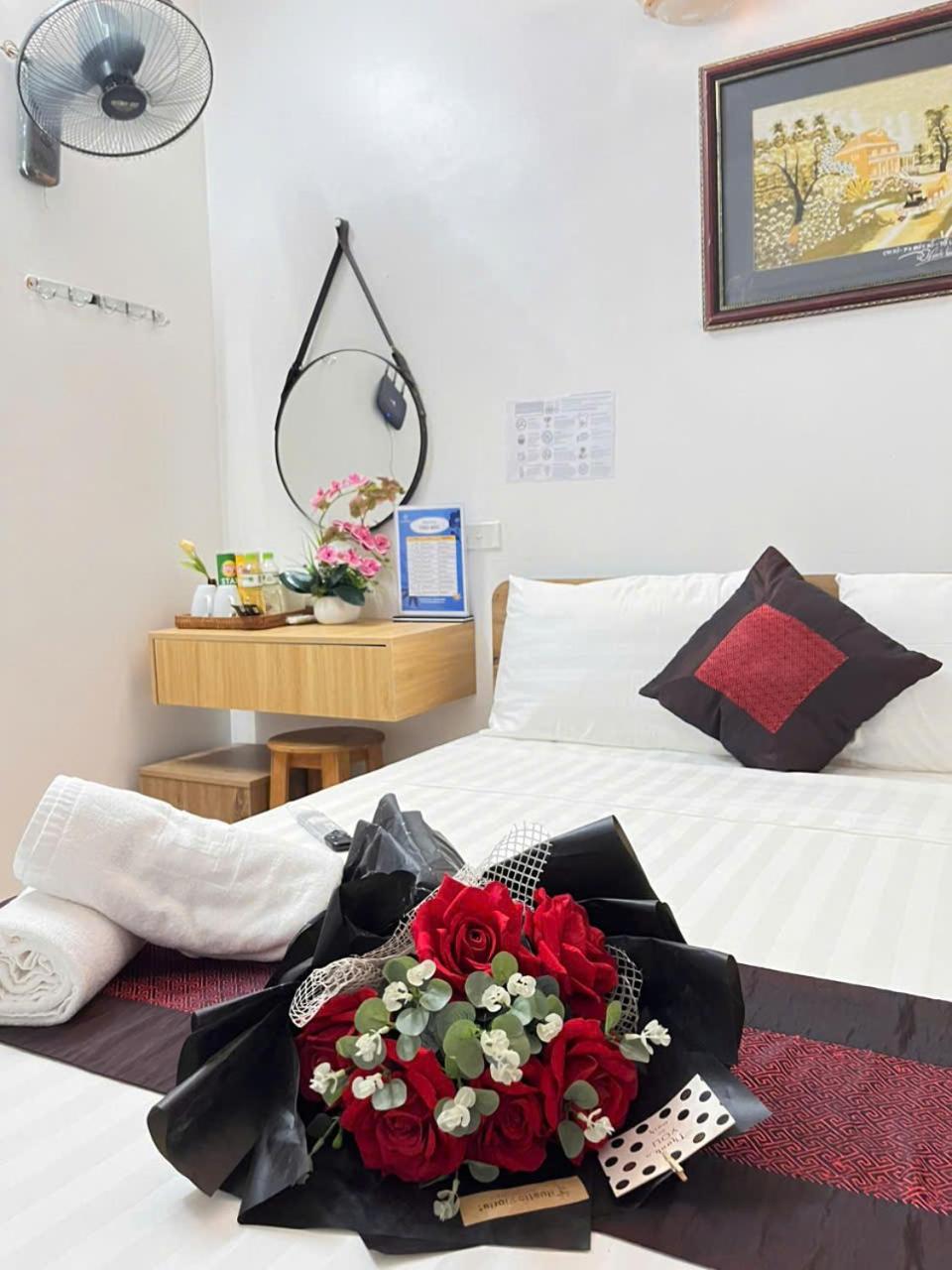 Fortuna Homestay Hanoi Bagian luar foto