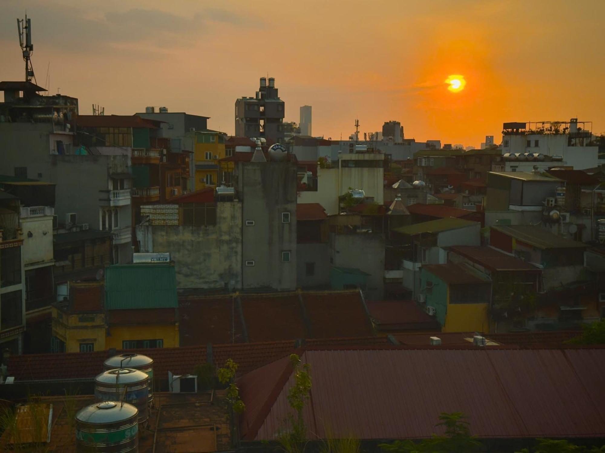 Fortuna Homestay Hanoi Bagian luar foto