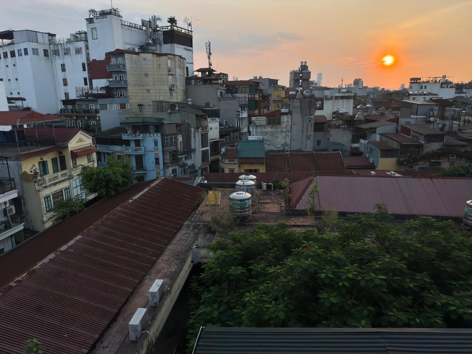 Fortuna Homestay Hanoi Bagian luar foto