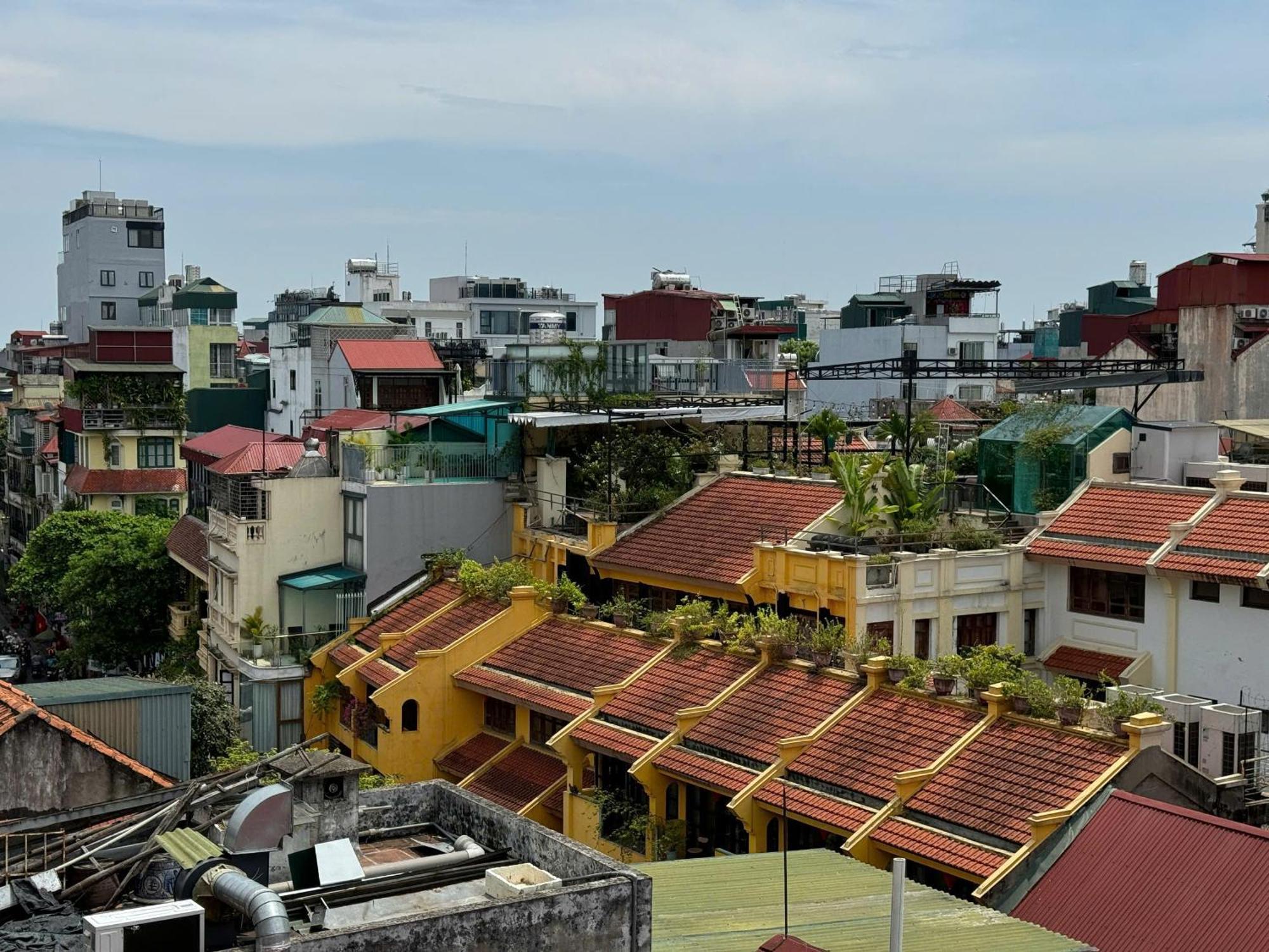 Fortuna Homestay Hanoi Bagian luar foto