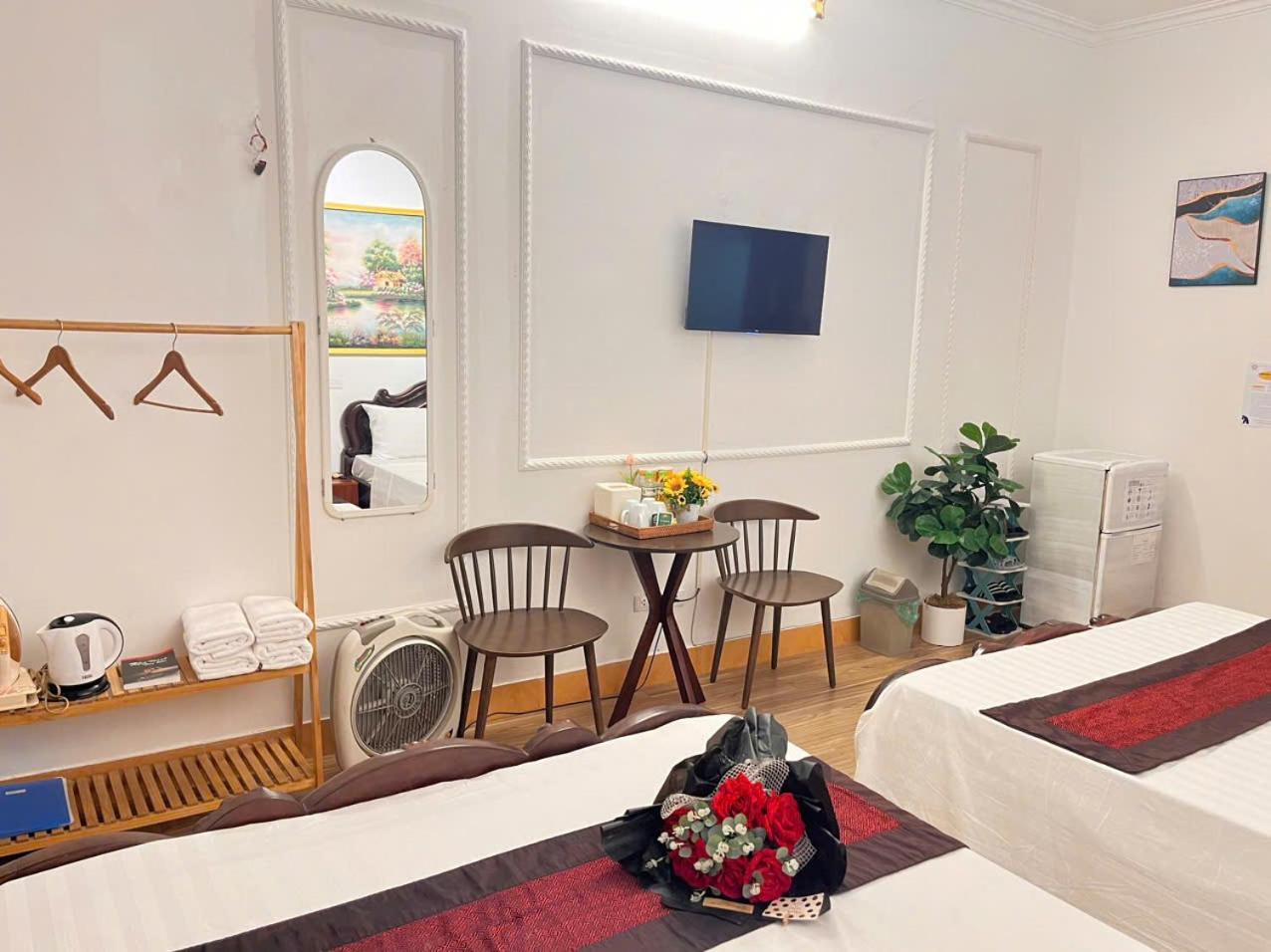 Fortuna Homestay Hanoi Bagian luar foto
